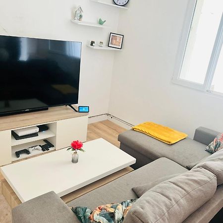 סן-דני Charmant Appartement Americain מראה חיצוני תמונה
