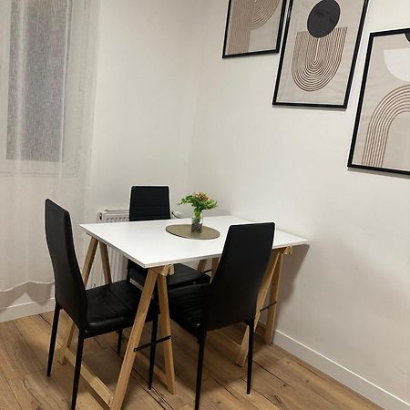 סן-דני Charmant Appartement Americain מראה חיצוני תמונה
