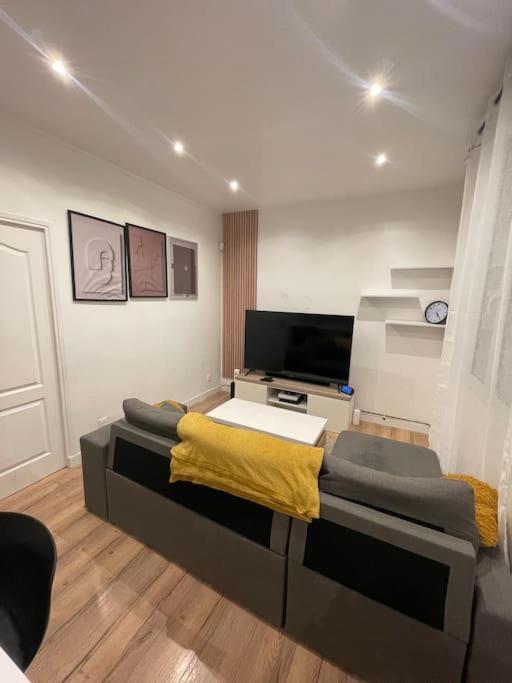 סן-דני Charmant Appartement Americain מראה חיצוני תמונה